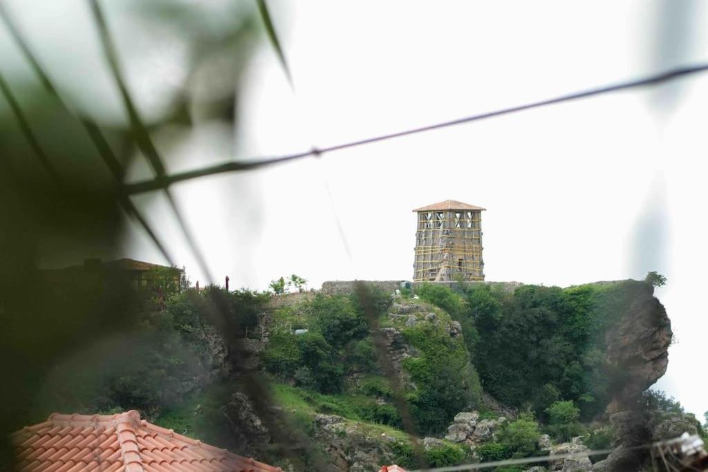 Kasmi Home Krujë Buitenkant foto